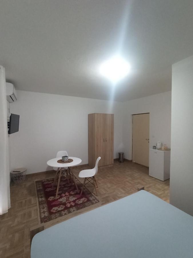 Lastva Holliday Rooms Budva Eksteriør bilde