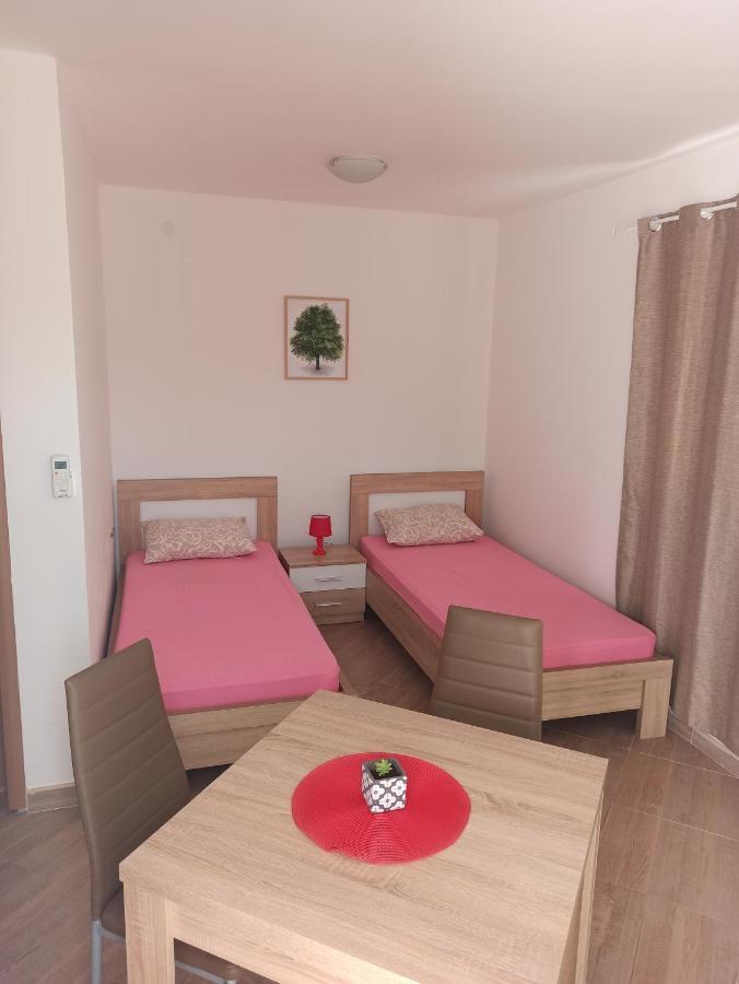 Lastva Holliday Rooms Budva Eksteriør bilde