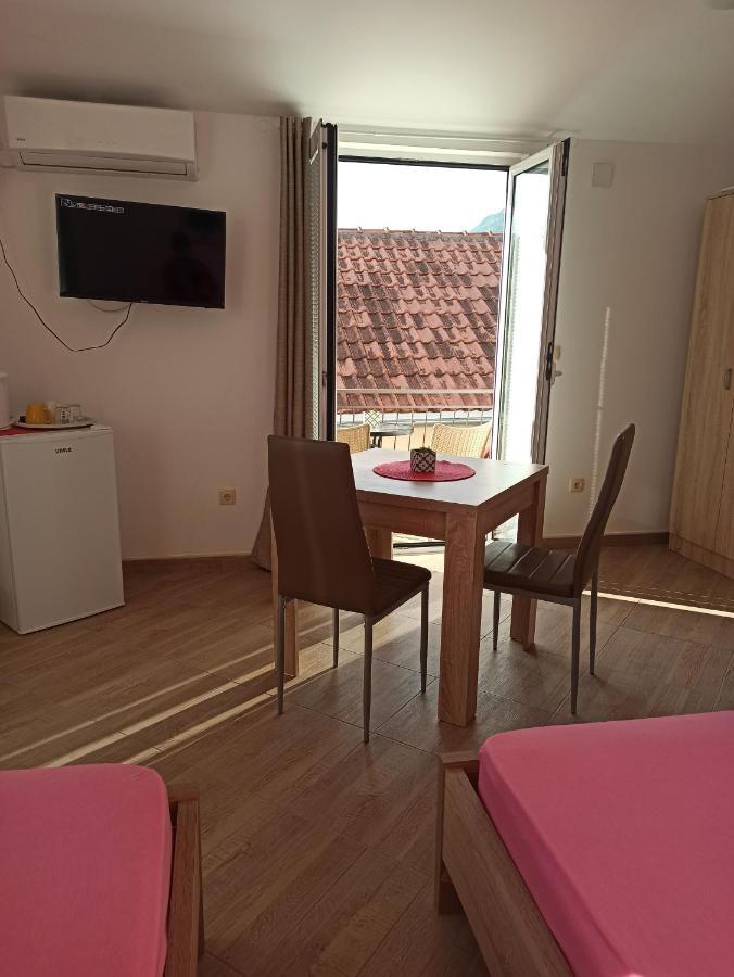 Lastva Holliday Rooms Budva Eksteriør bilde